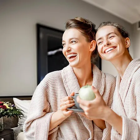 Schloss Fleesensee 5*