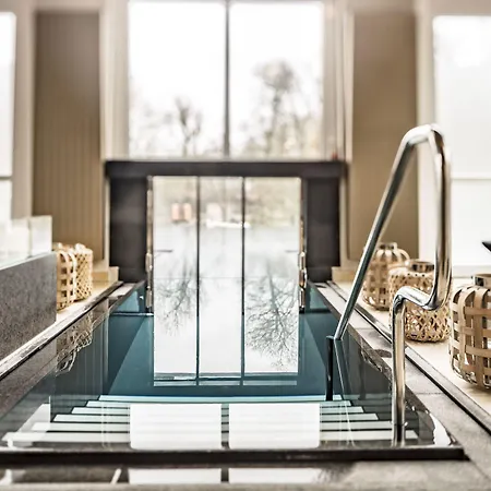 Schloss Fleesensee 5* Göhren-Lebbin