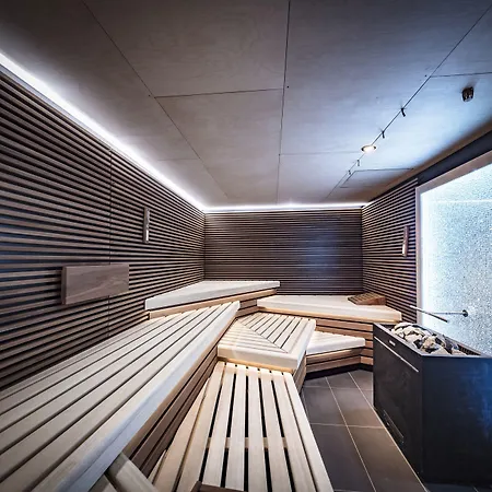 Resort Schloss Fleesensee 5*