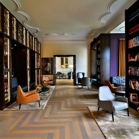 Schloss Fleesensee 度假村 高恩莱宾