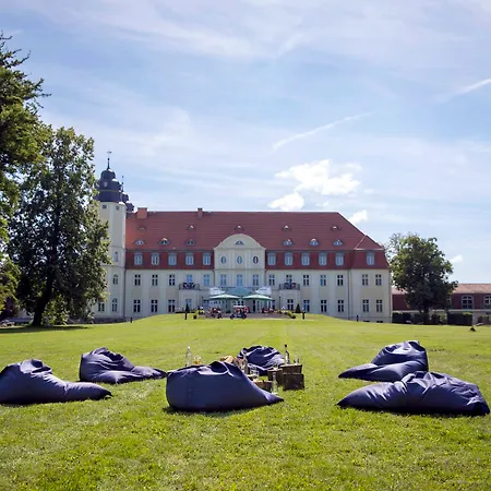Schloss Fleesensee 5* Гёрен-Леббин