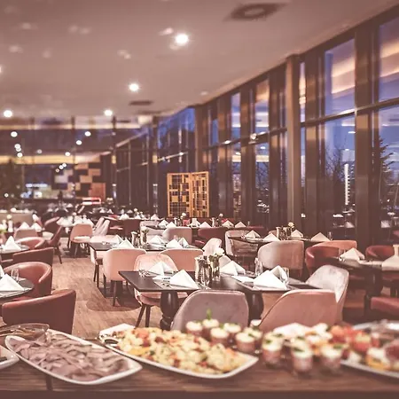 Schloss Fleesensee 5*