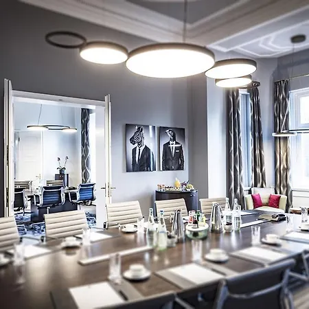 Schloss Fleesensee 度假村 5*