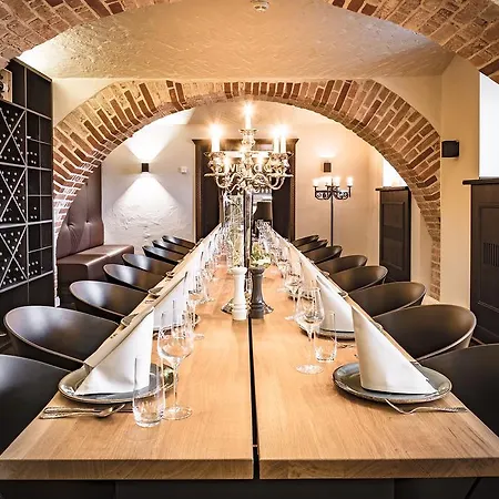 Schloss Fleesensee 度假村 高恩莱宾