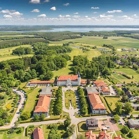 Station touristique Schloss Fleesensee Göhren-Lebbin