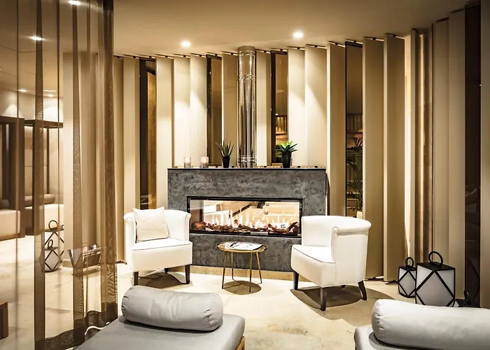 Schloss Fleesensee 5* Göhren-Lebbin