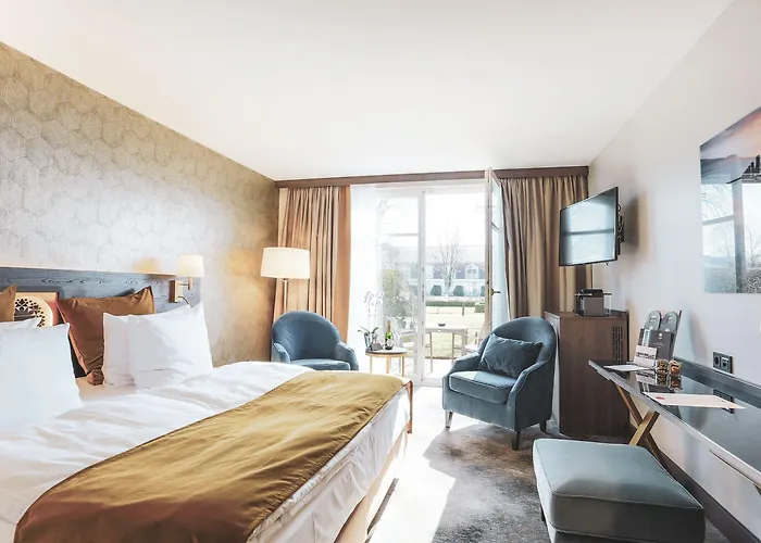 Schloss Fleesensee 5* Göhren-Lebbin